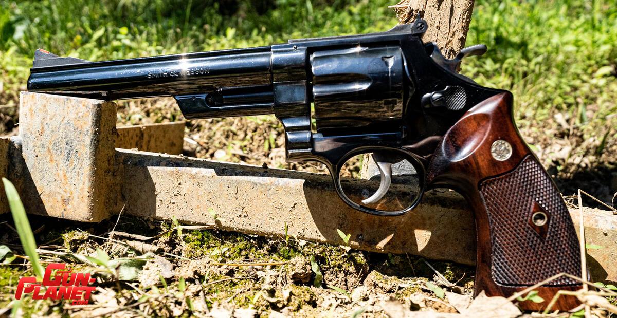 COMPRO Revólver S&W 29 - 2 o anterior con cañón de 6” o 6,5” 