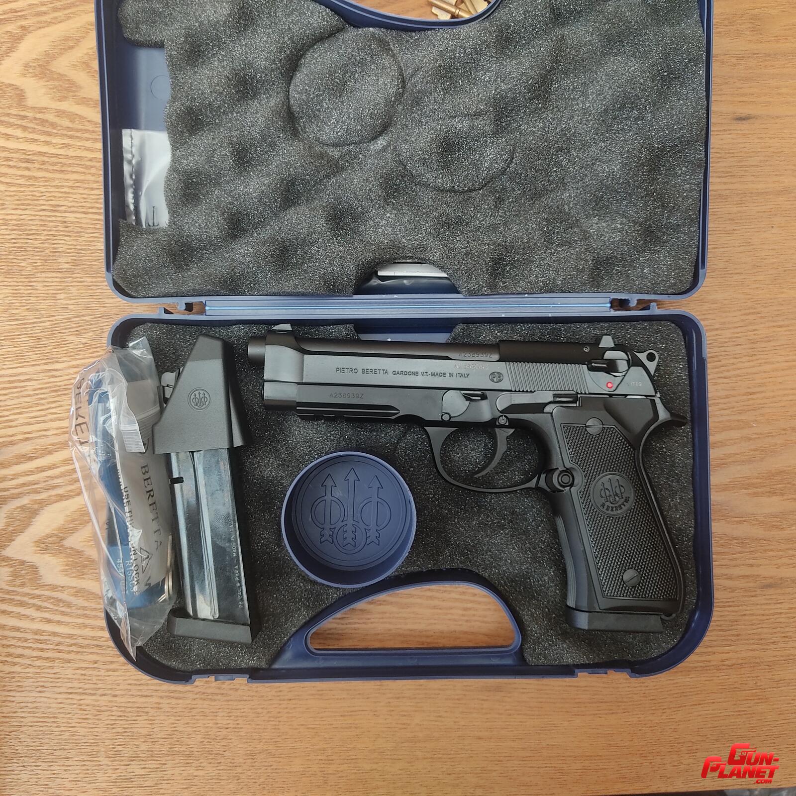 Beretta 92 A1 cal 9mm sin uso 