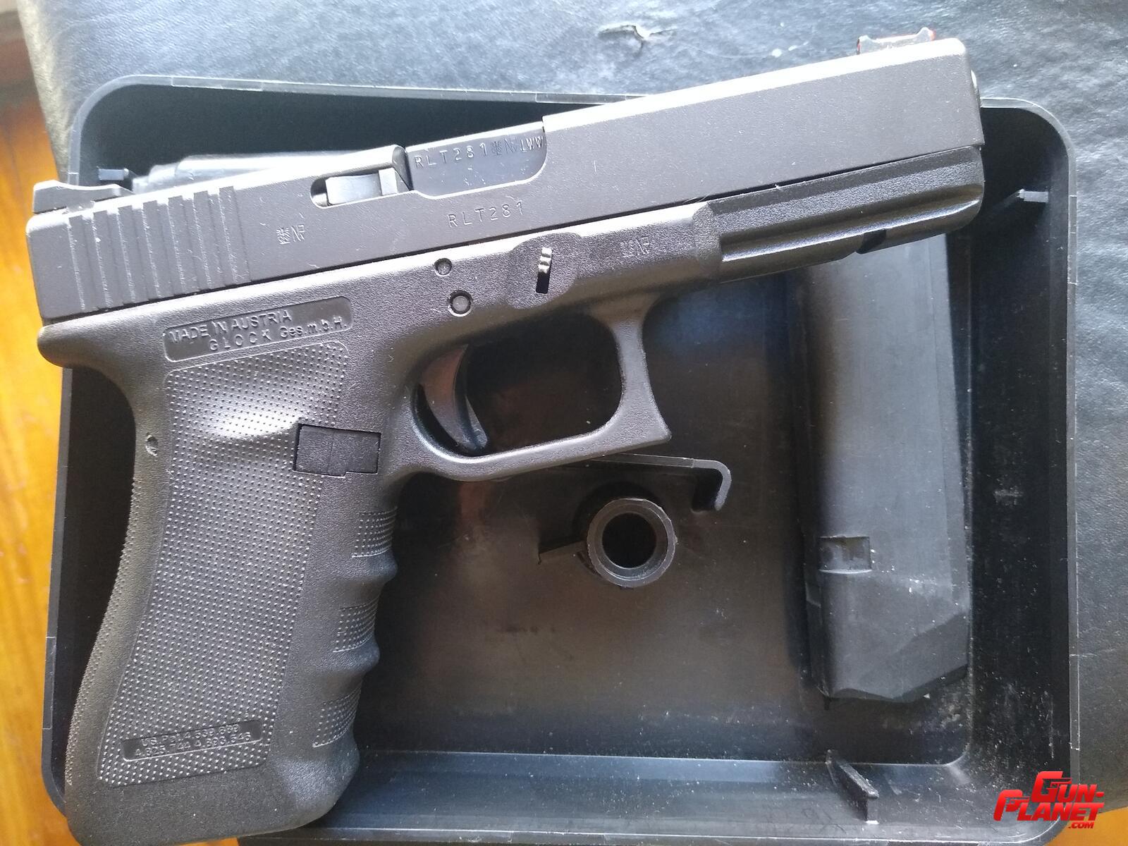 Glock 17 gen 3 cal 9mm
