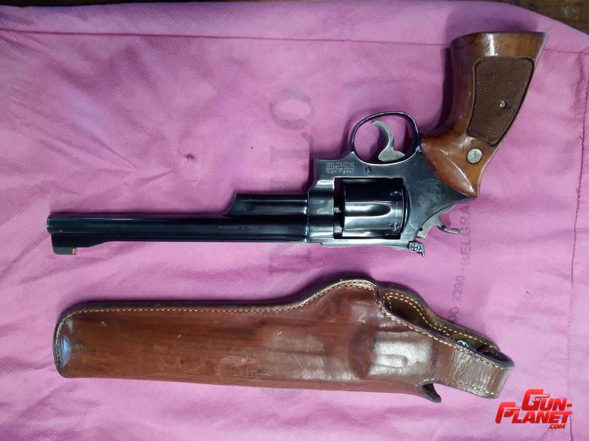Smith & Wesson modelo 27 
