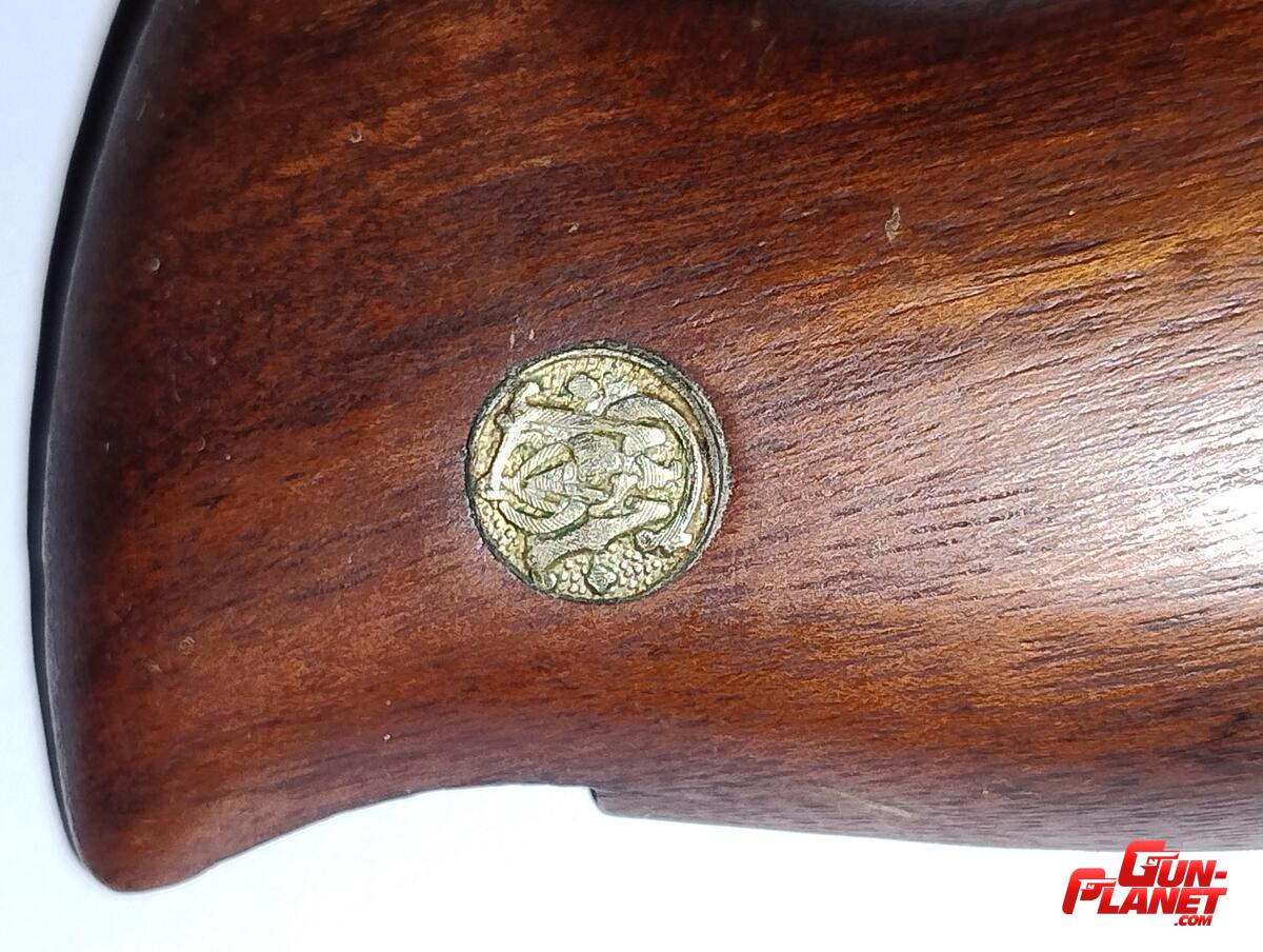 Smith & Wesson Cachas de nogal para armazón K o L Goncalo Alves Square butt
