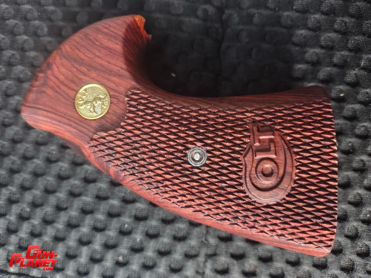 Colt cachas madera exotica colt python 