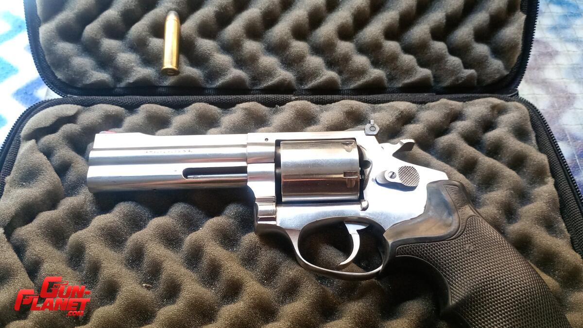 Rossi 711