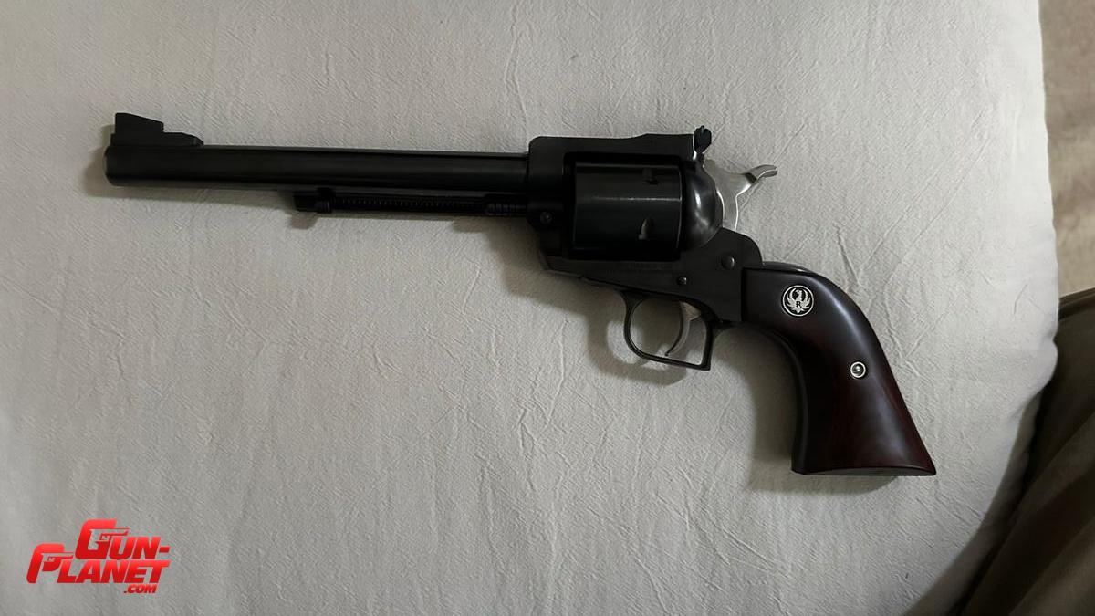 Ruger New model superblackhawk