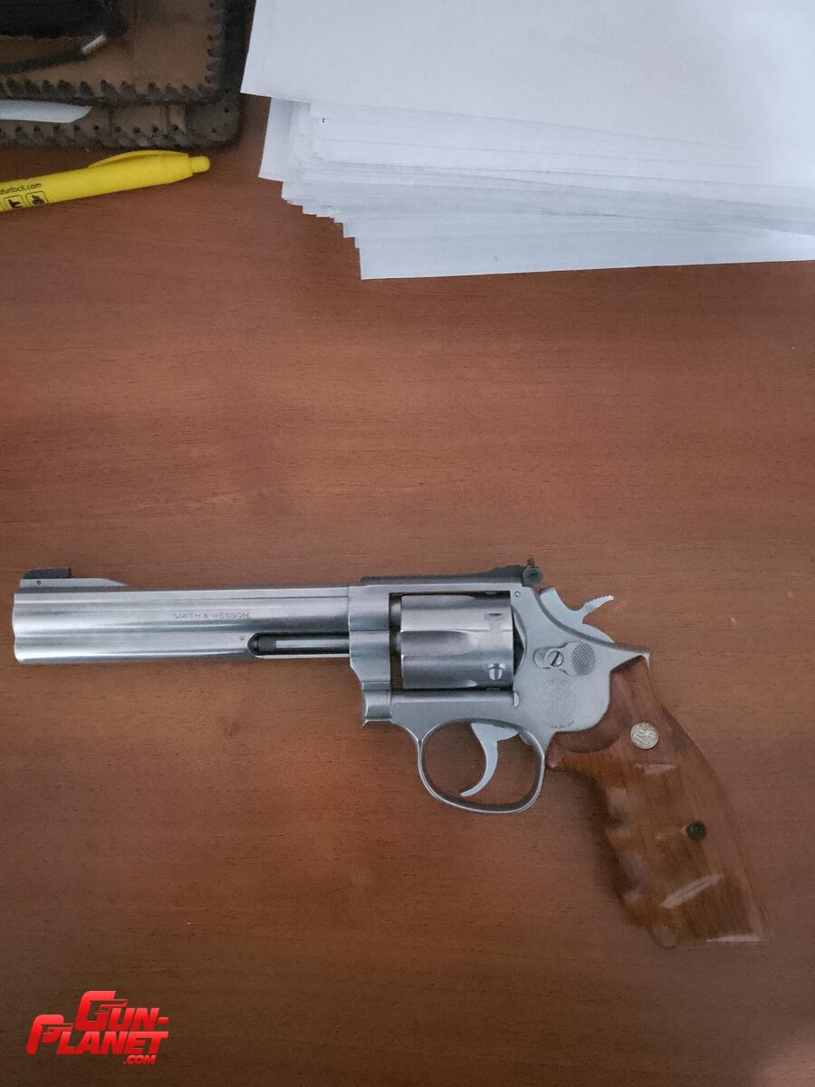 Smith & Wesson 617