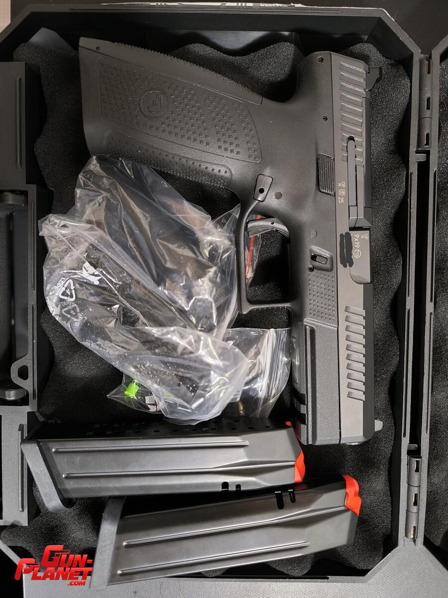 CZ P10F  Cal: 9mm