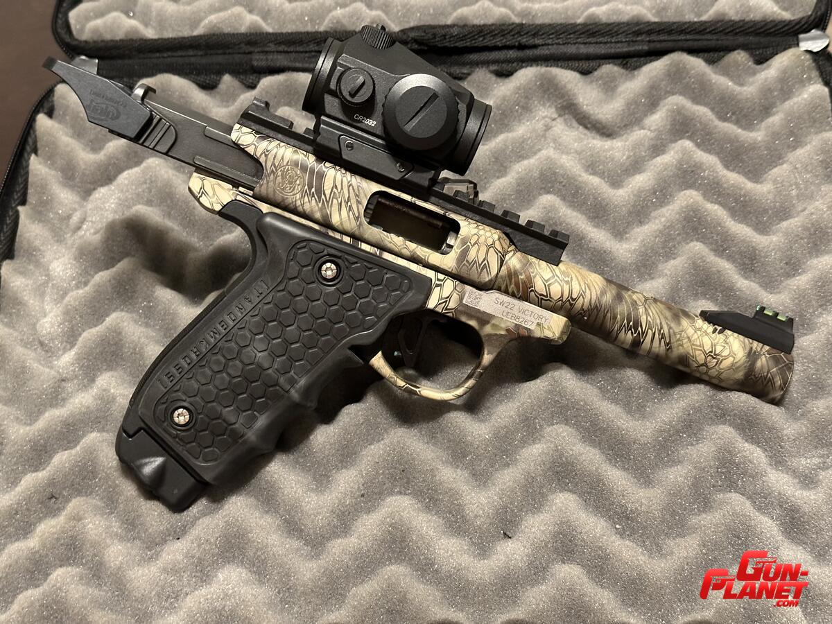 Smith & Wesson Victory sw22 