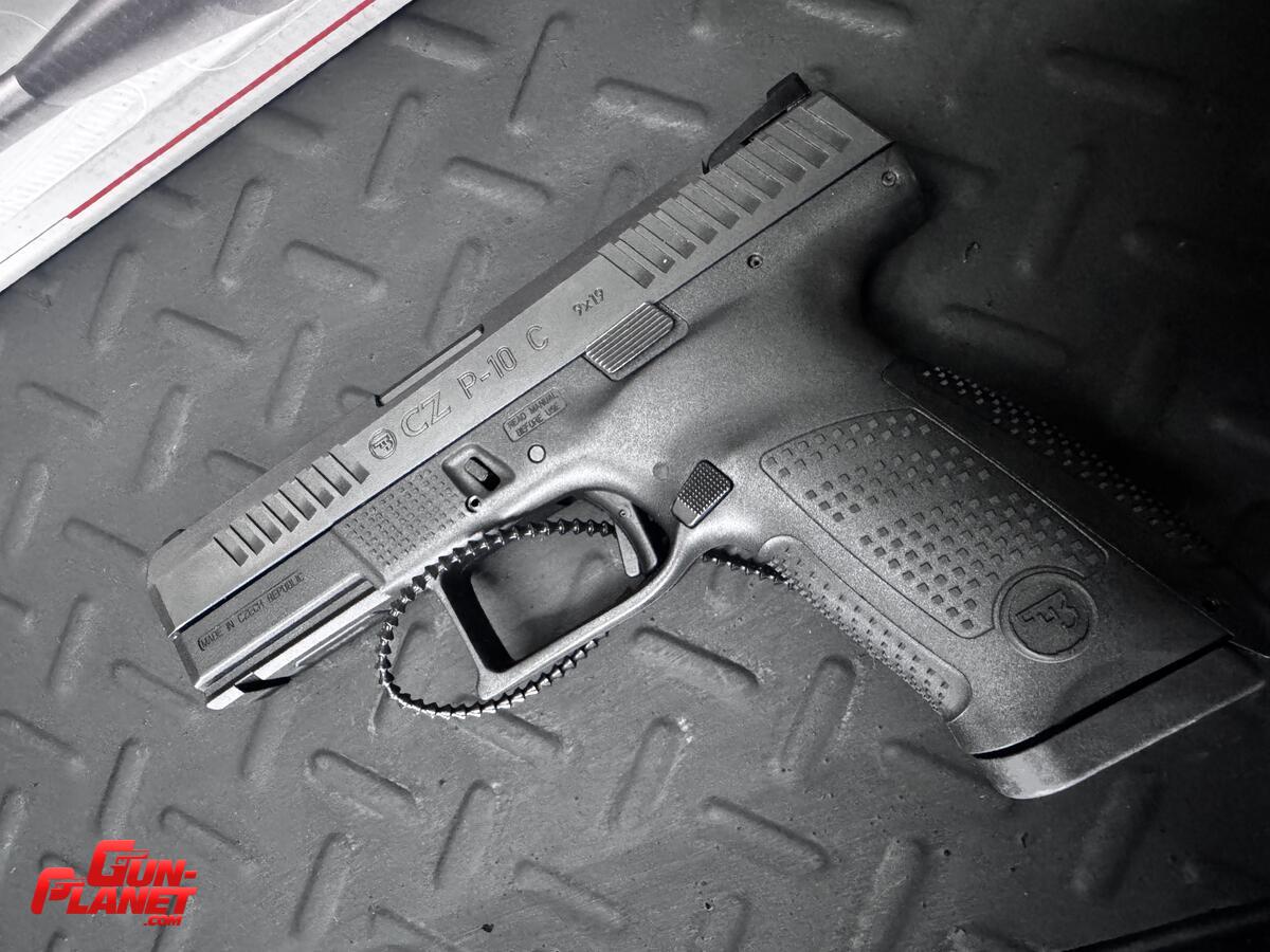 CZ P-10 C A ESTRENAR
