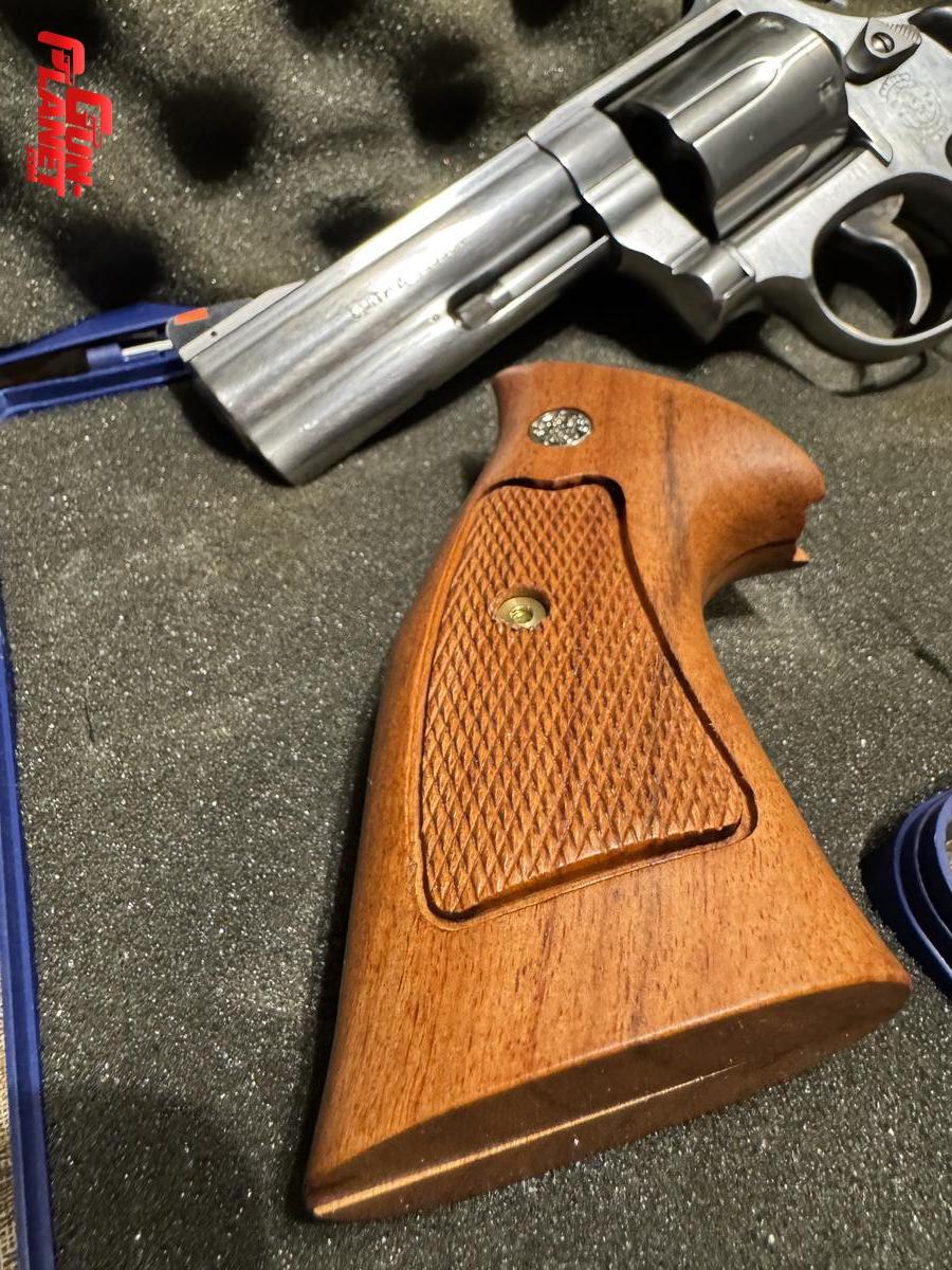 Smith & Wesson 686