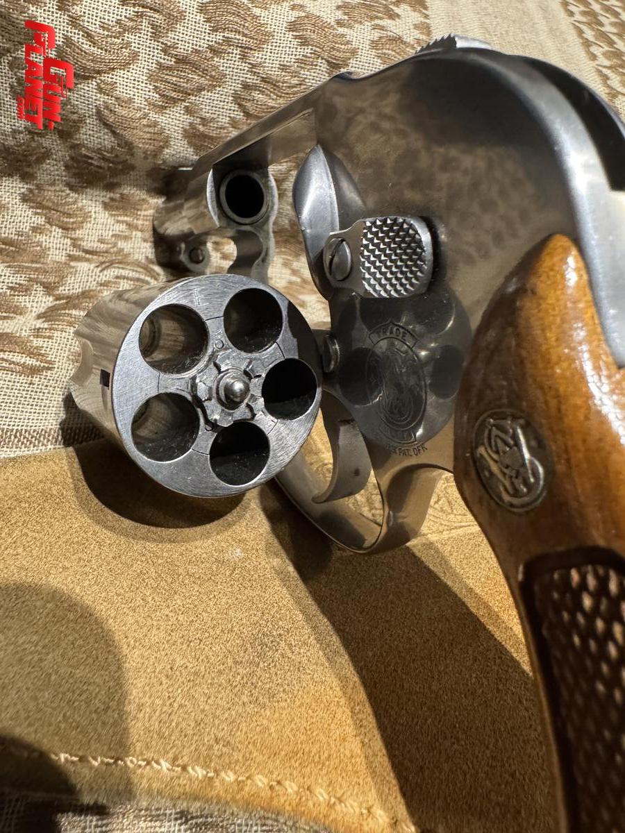 Smith & Wesson Model 649-1