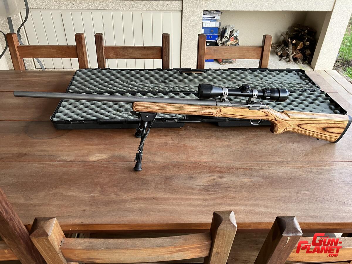Ruger KM 77  YT  Cal: 223