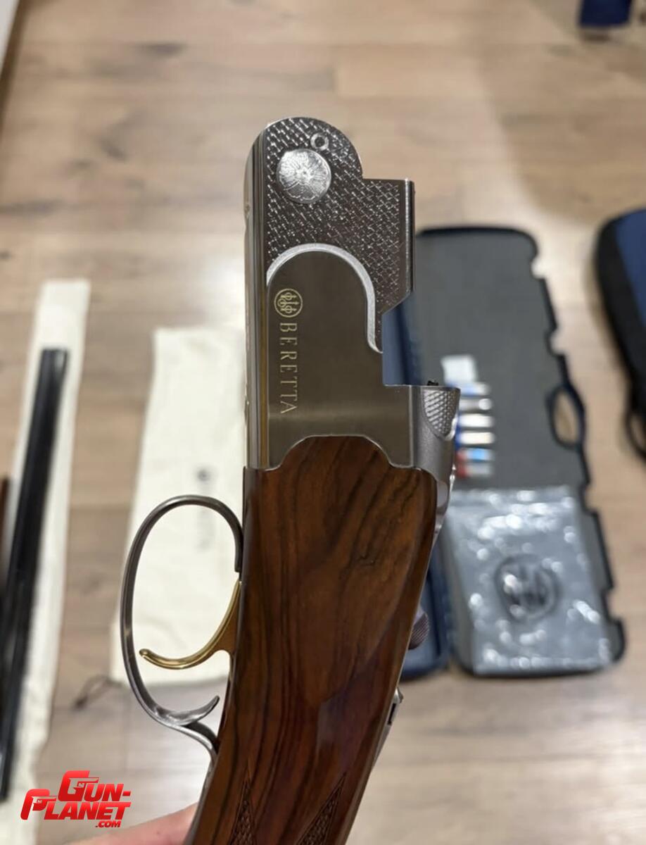 Beretta White Onyx 686  Deluxe