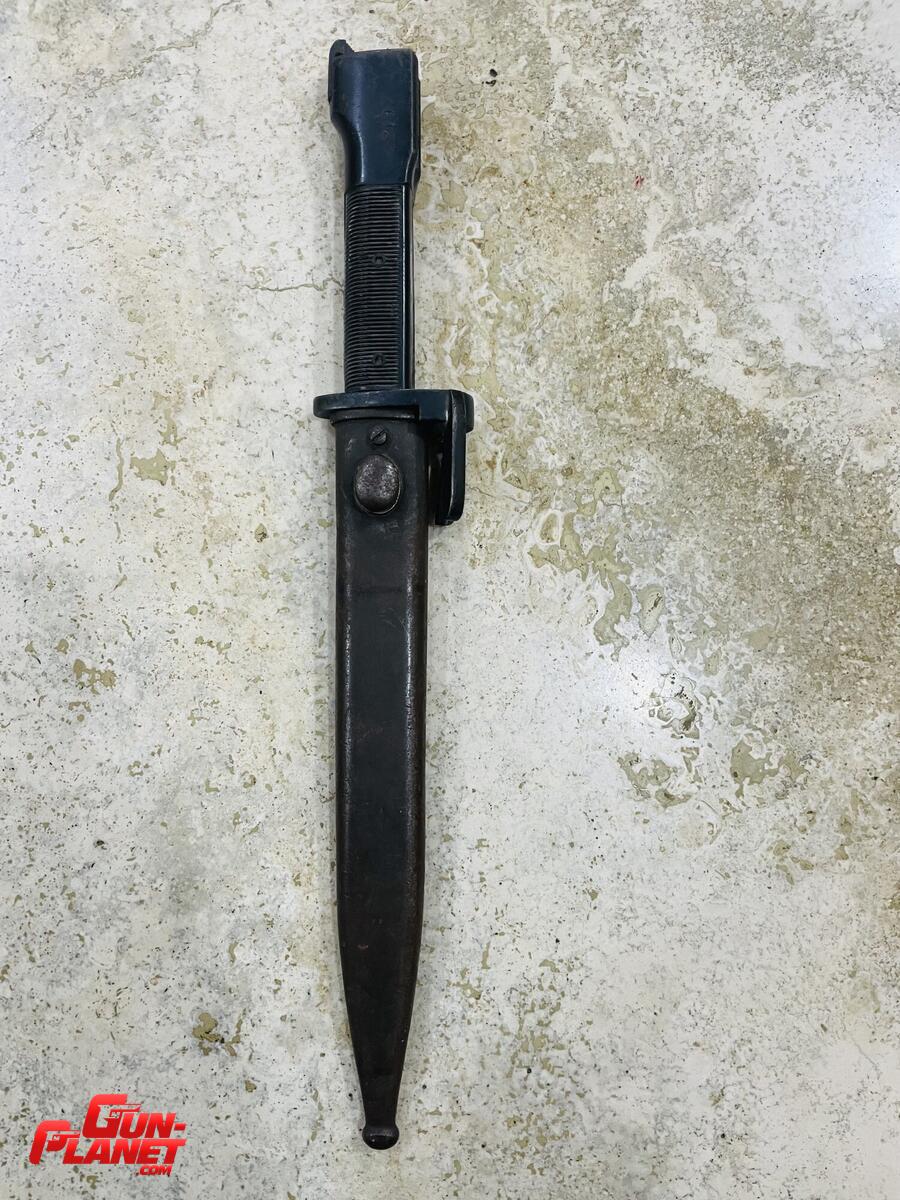  Bayoneta Fal