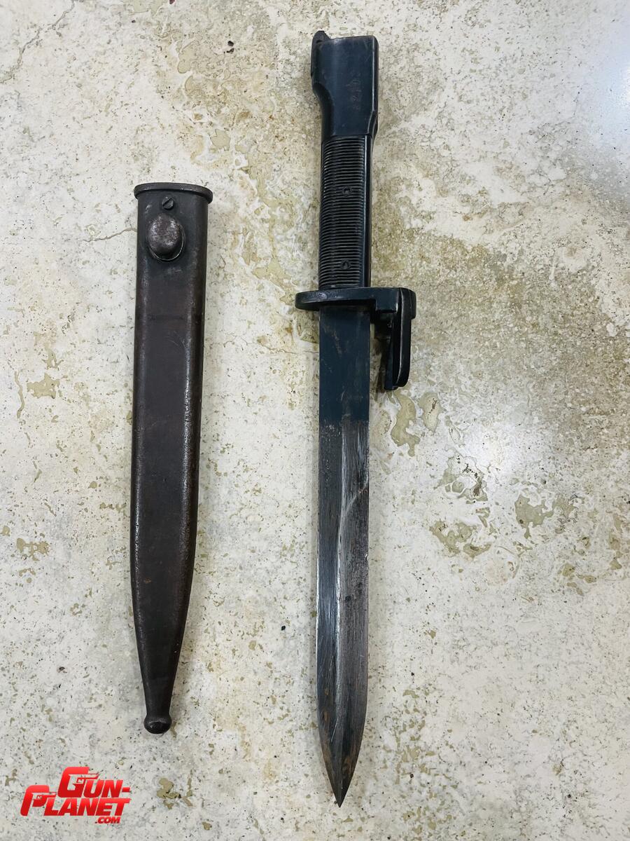  Bayoneta Fal