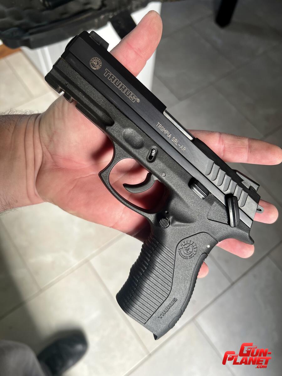 Taurus Pt809 