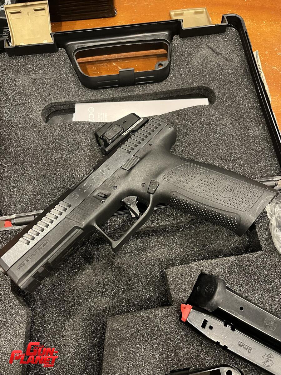 CZ P10F