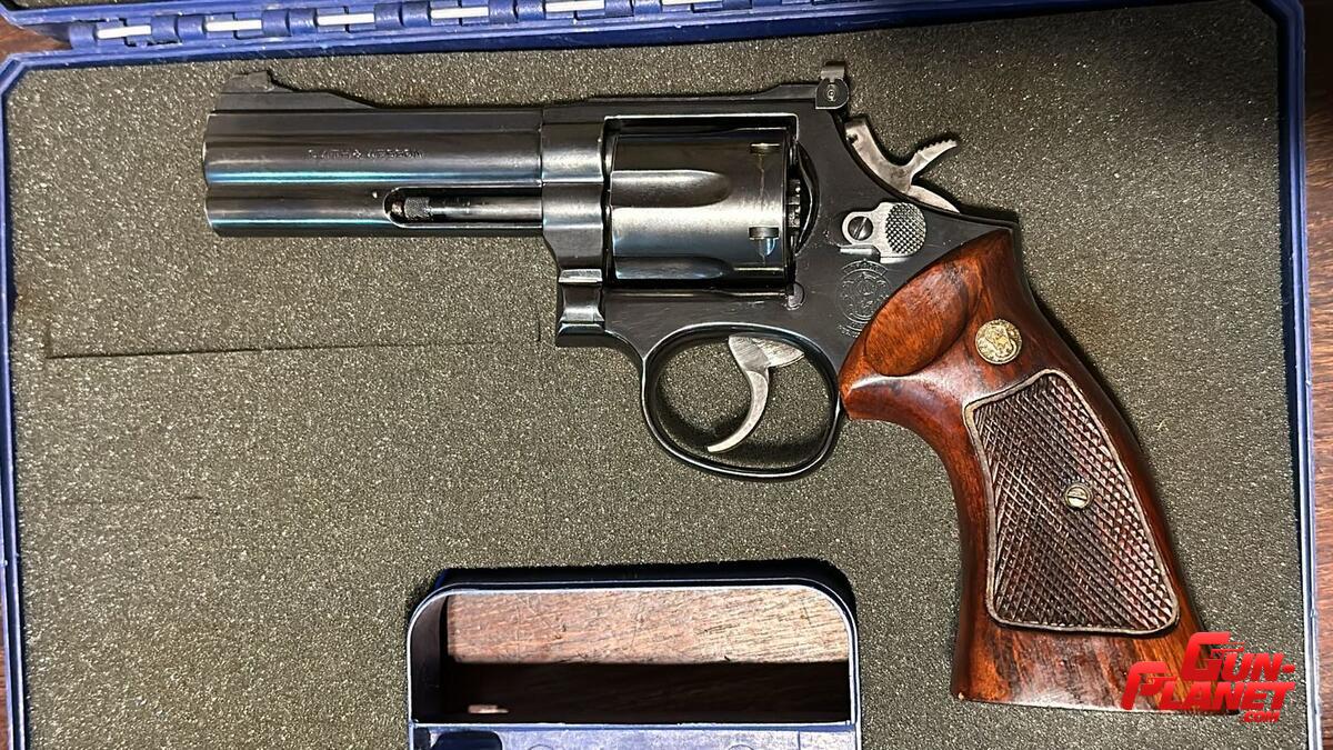 Smith & Wesson 586 cal 357 mag