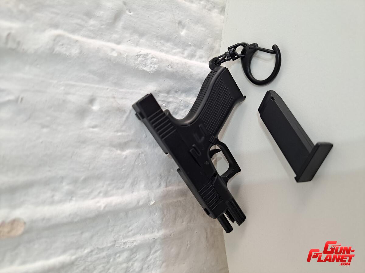  Llavero Glock ( colores disponibles blanco o rosa)