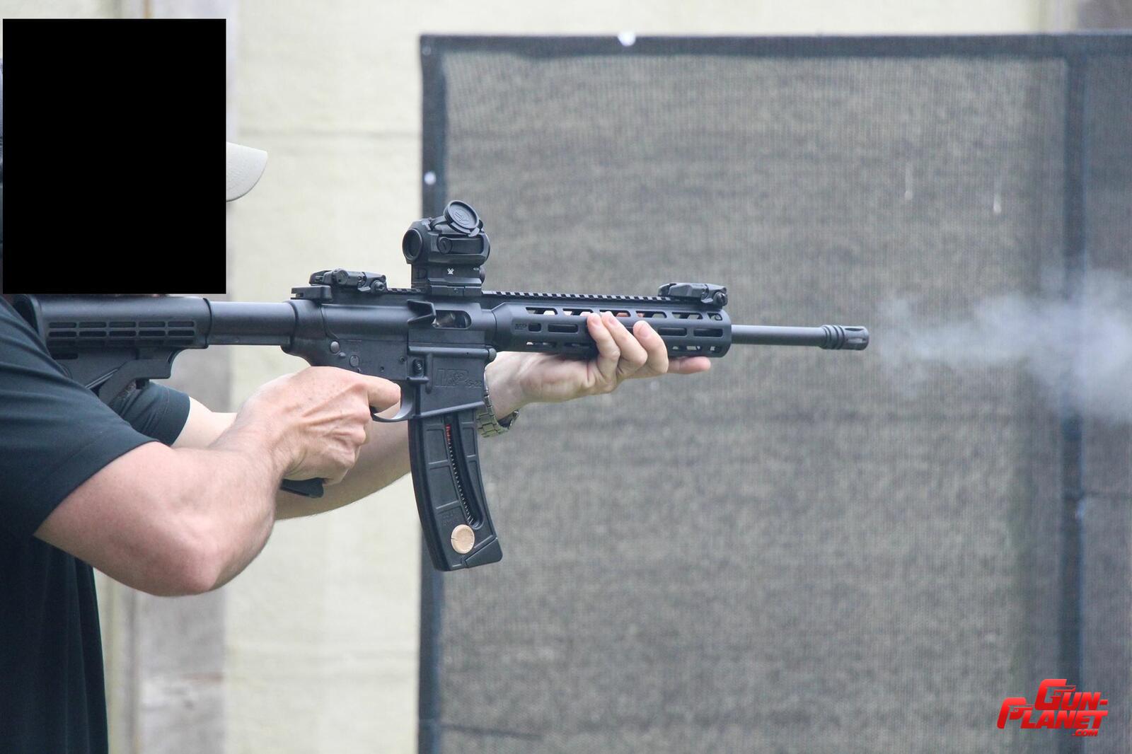 Smith & Wesson MP 15-22 c/Vortex optics Sparc II Red Dot Sight Gen2- 2 MOA