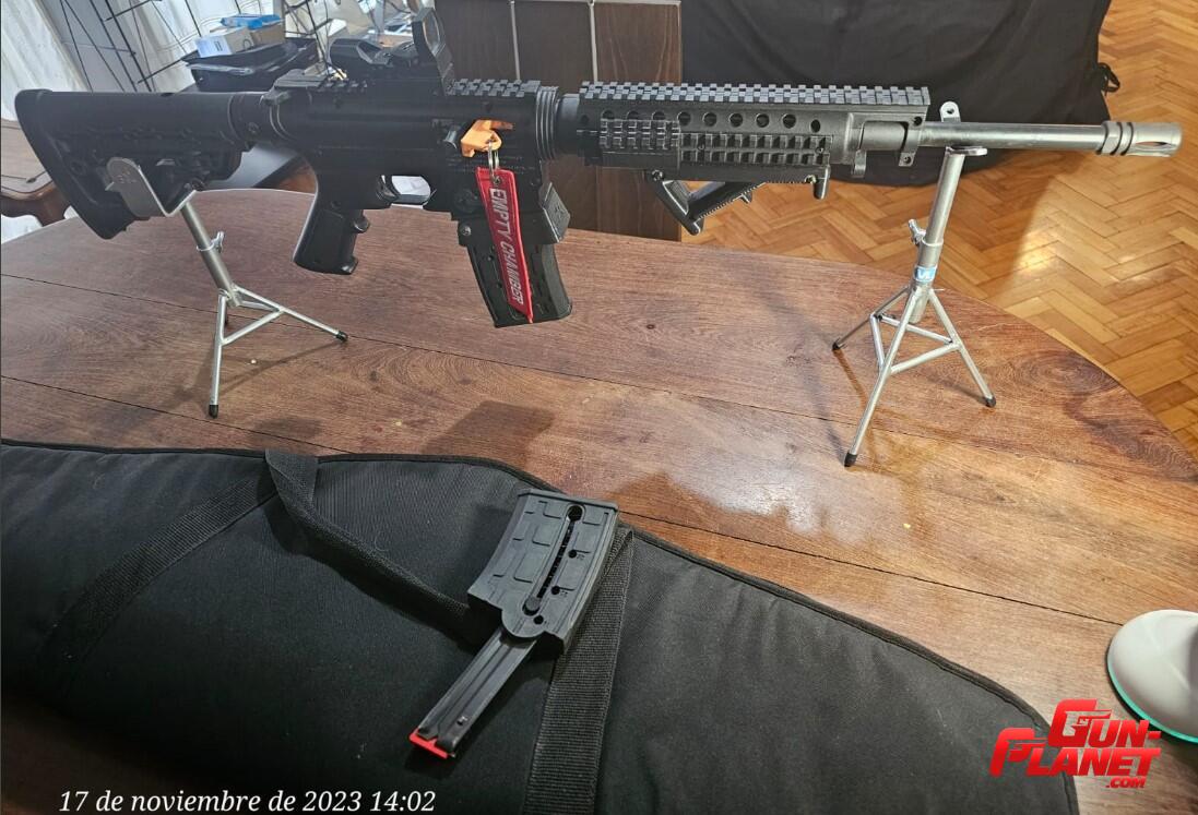 Mossberg Tactical 22LR con Mira