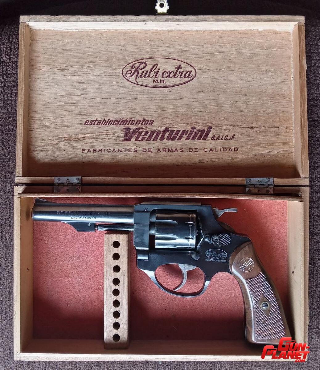 Rubí Revolver cal 22