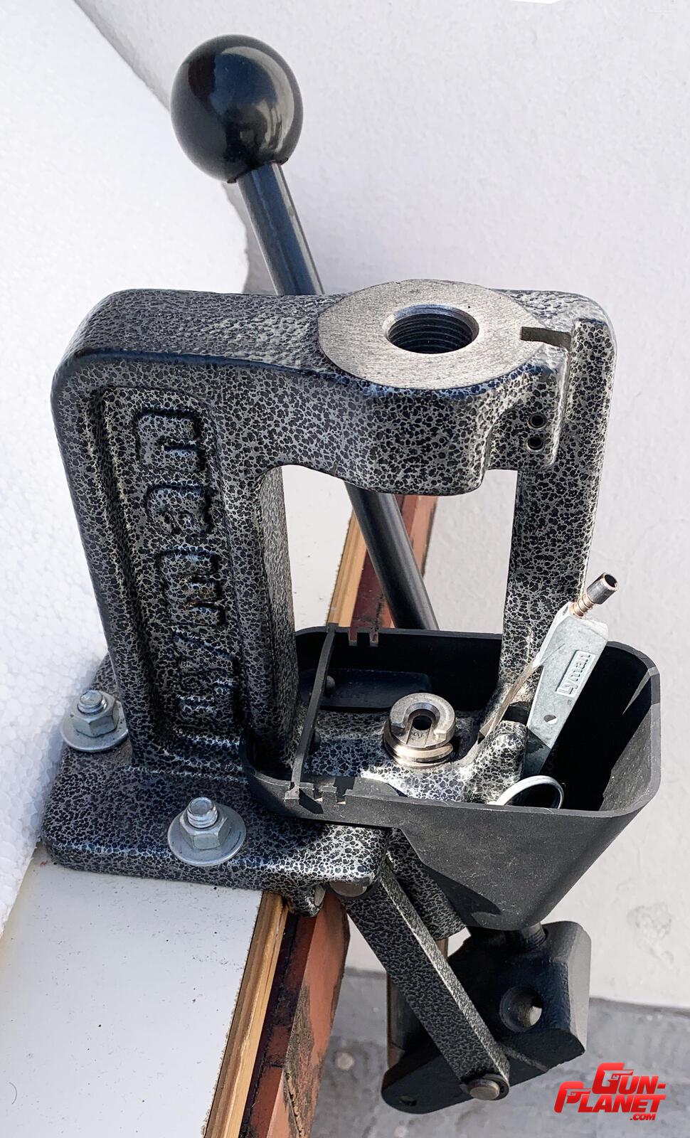 Lyman CRUSHER II completa en 9mm, más tolva Nº 55, y tumbler 