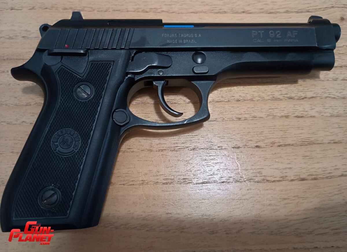 Taurus PT92