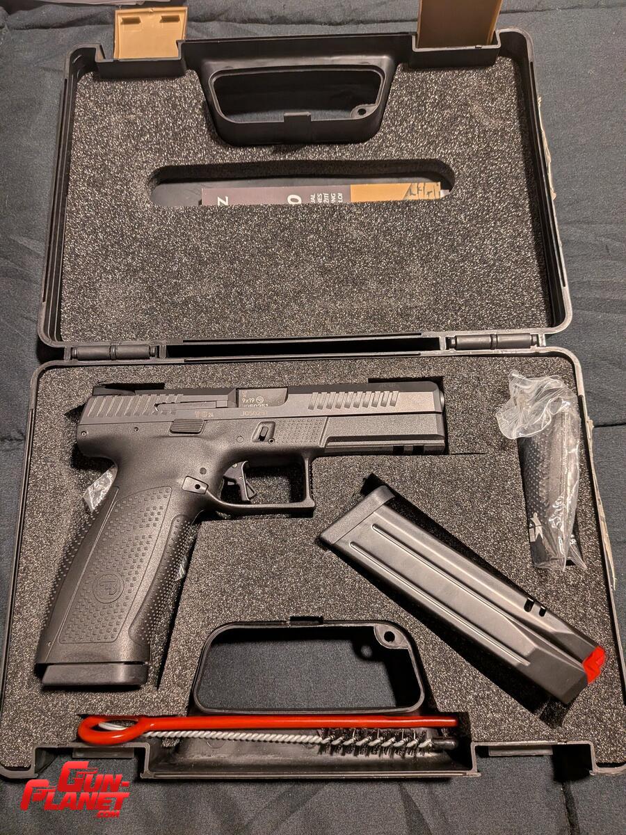 CZ P10F