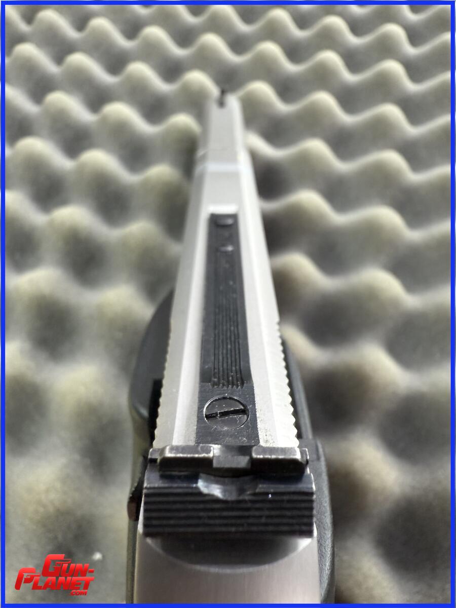 Smith & Wesson 2206