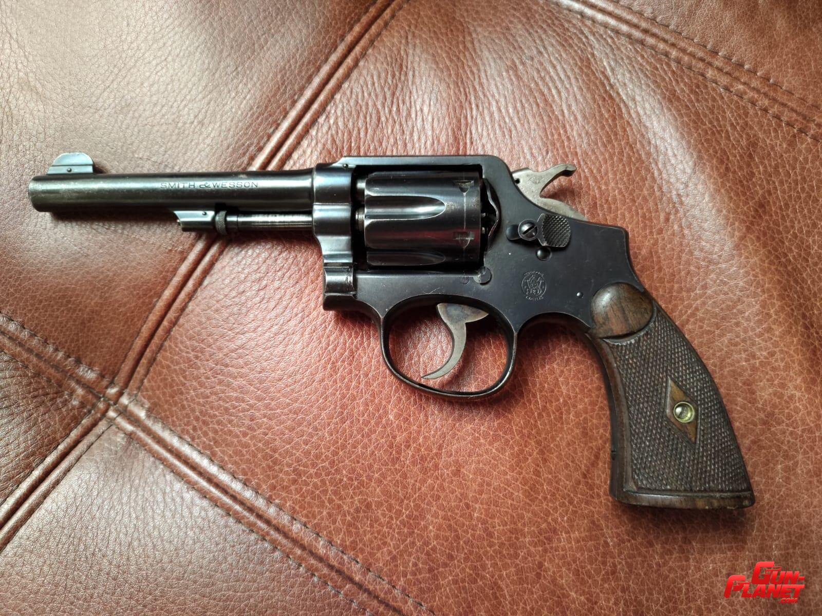 Smith & Wesson  CAL 32
