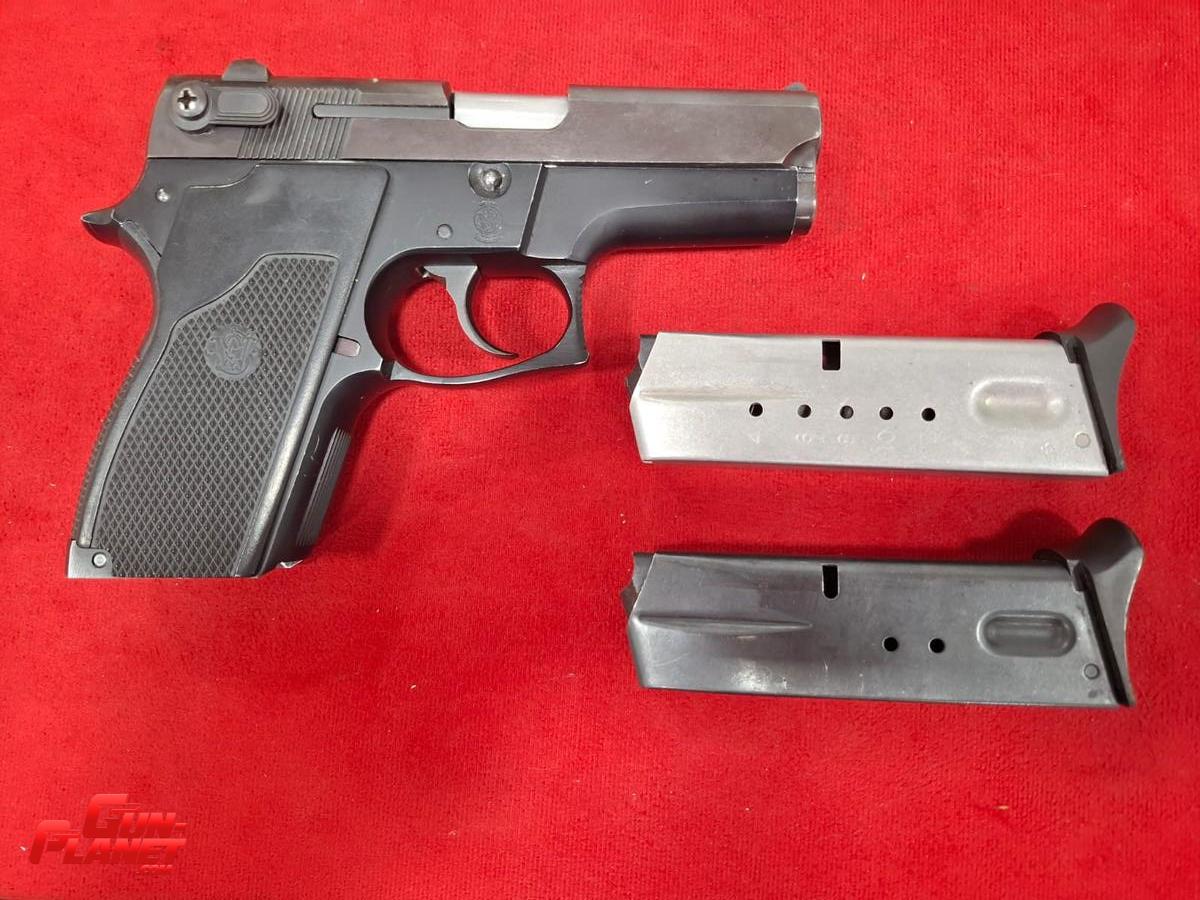 Smith & Wesson 469