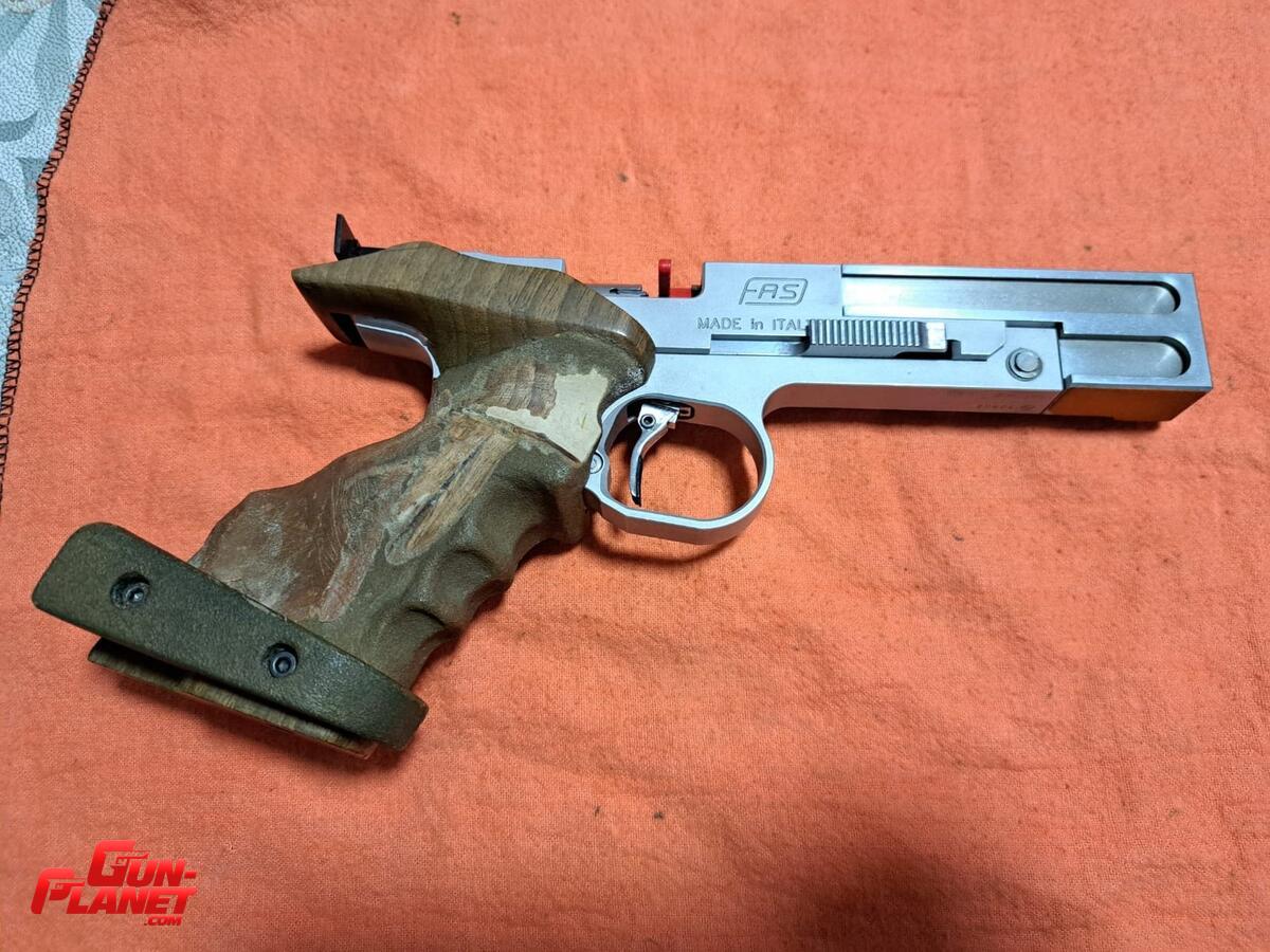 Domino FAS 607 